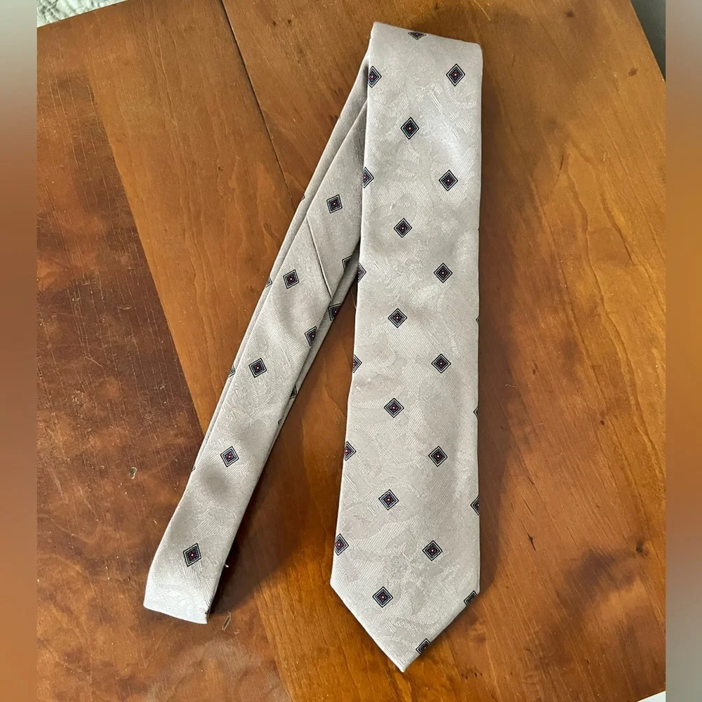 Isaac Zelcer Men’s silk wool necktie